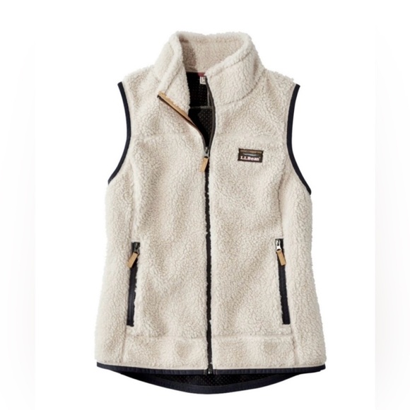 L.L. Bean Jackets & Blazers - L.L. Bean Ladies Off-White Sherpa Mountain Pile Fleece Vest Size M